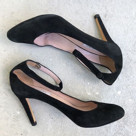 Carven   - Picture 2 of 4